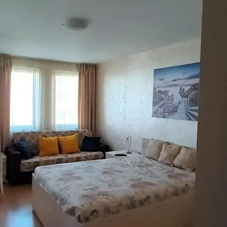 Двустаен Апартамент-Шато Несебър Appartement *