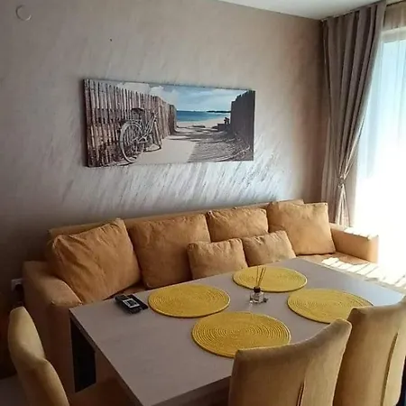 Двустаен Апартамент-Шато Несебър Appartement Sveti Vlas